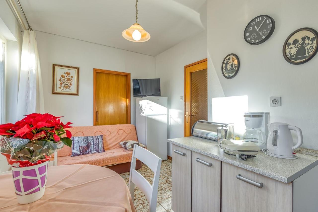 Apartment Complex Nevia Poreč Zewnętrze zdjęcie