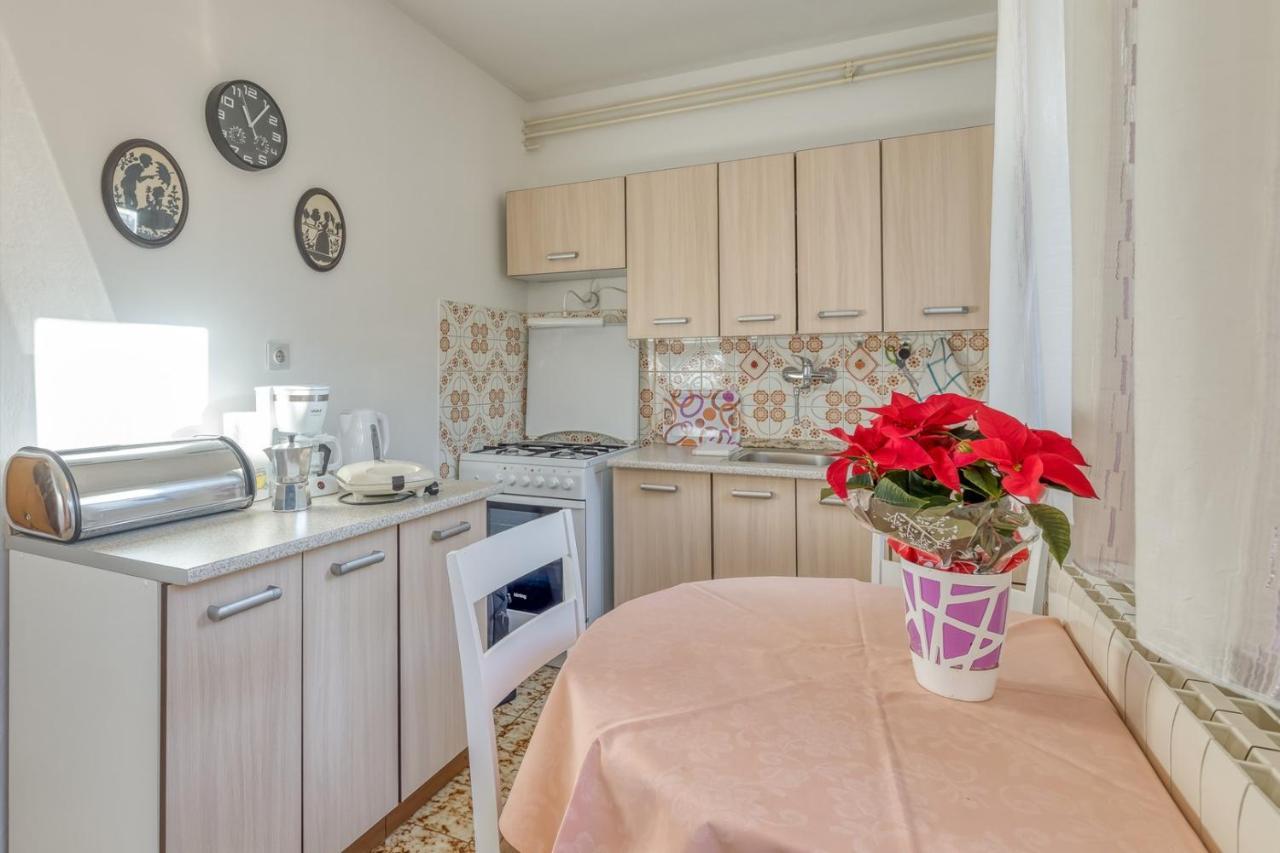 Apartment Complex Nevia Poreč Zewnętrze zdjęcie
