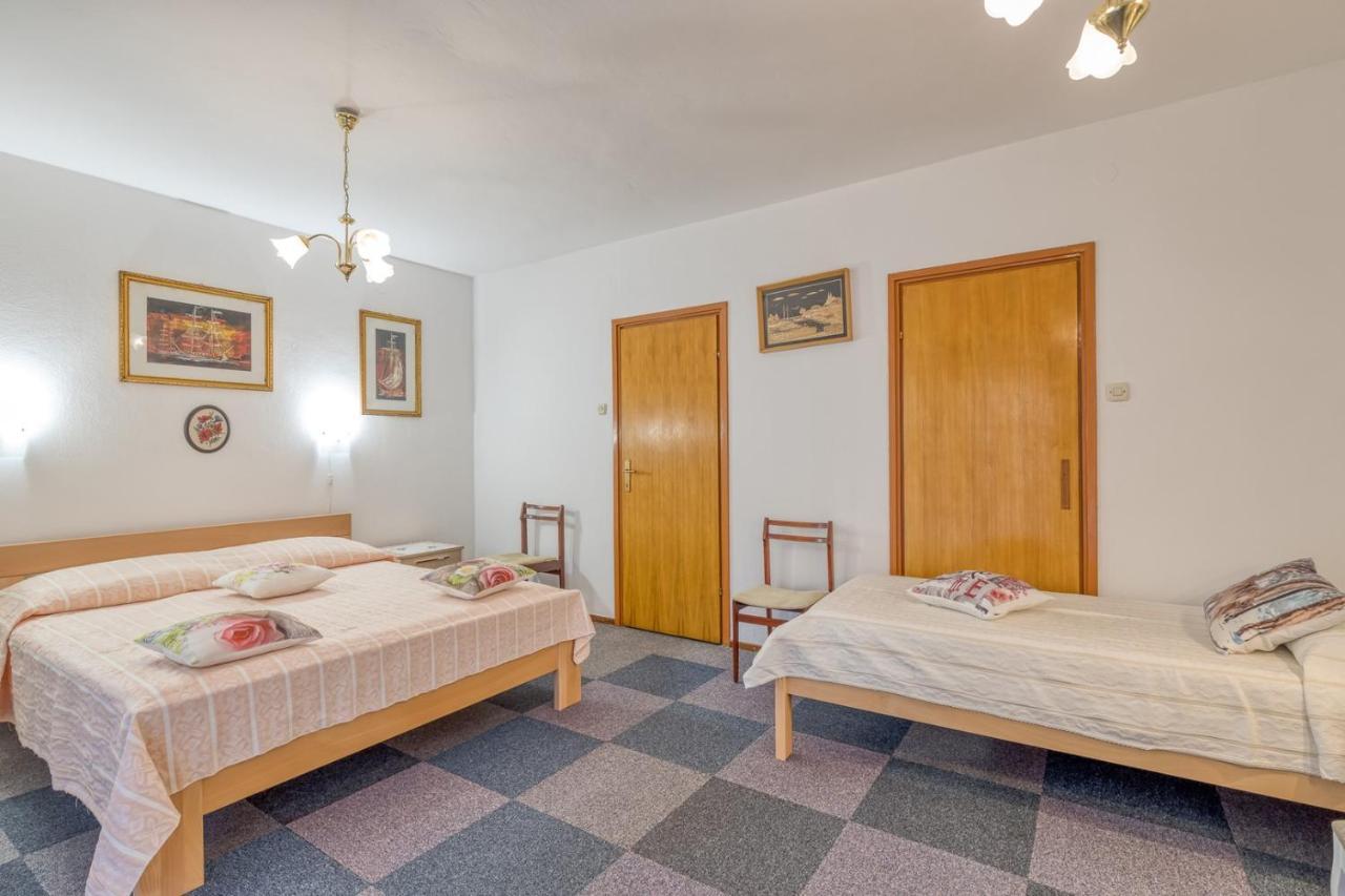 Apartment Complex Nevia Poreč Zewnętrze zdjęcie