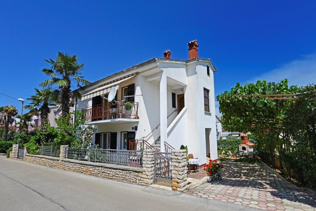 Apartment Complex Nevia Poreč Zewnętrze zdjęcie
