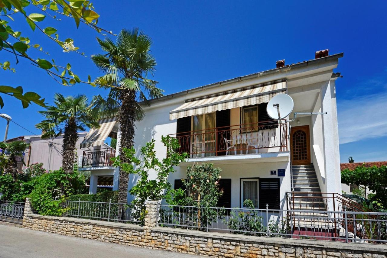 Apartment Complex Nevia Poreč Zewnętrze zdjęcie