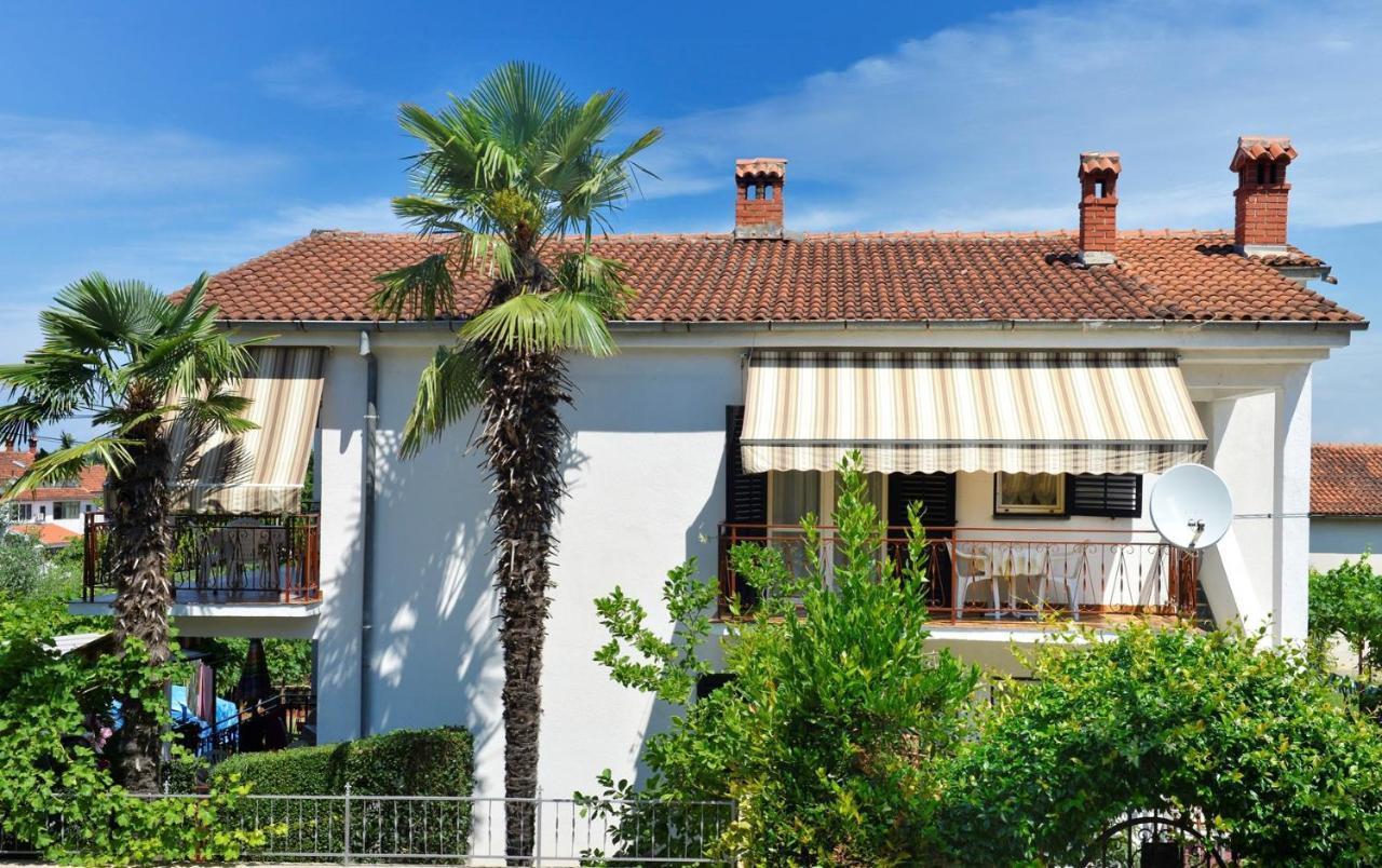 Apartment Complex Nevia Poreč Zewnętrze zdjęcie