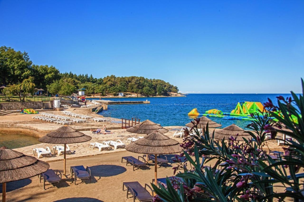 Apartment Complex Nevia Poreč Zewnętrze zdjęcie
