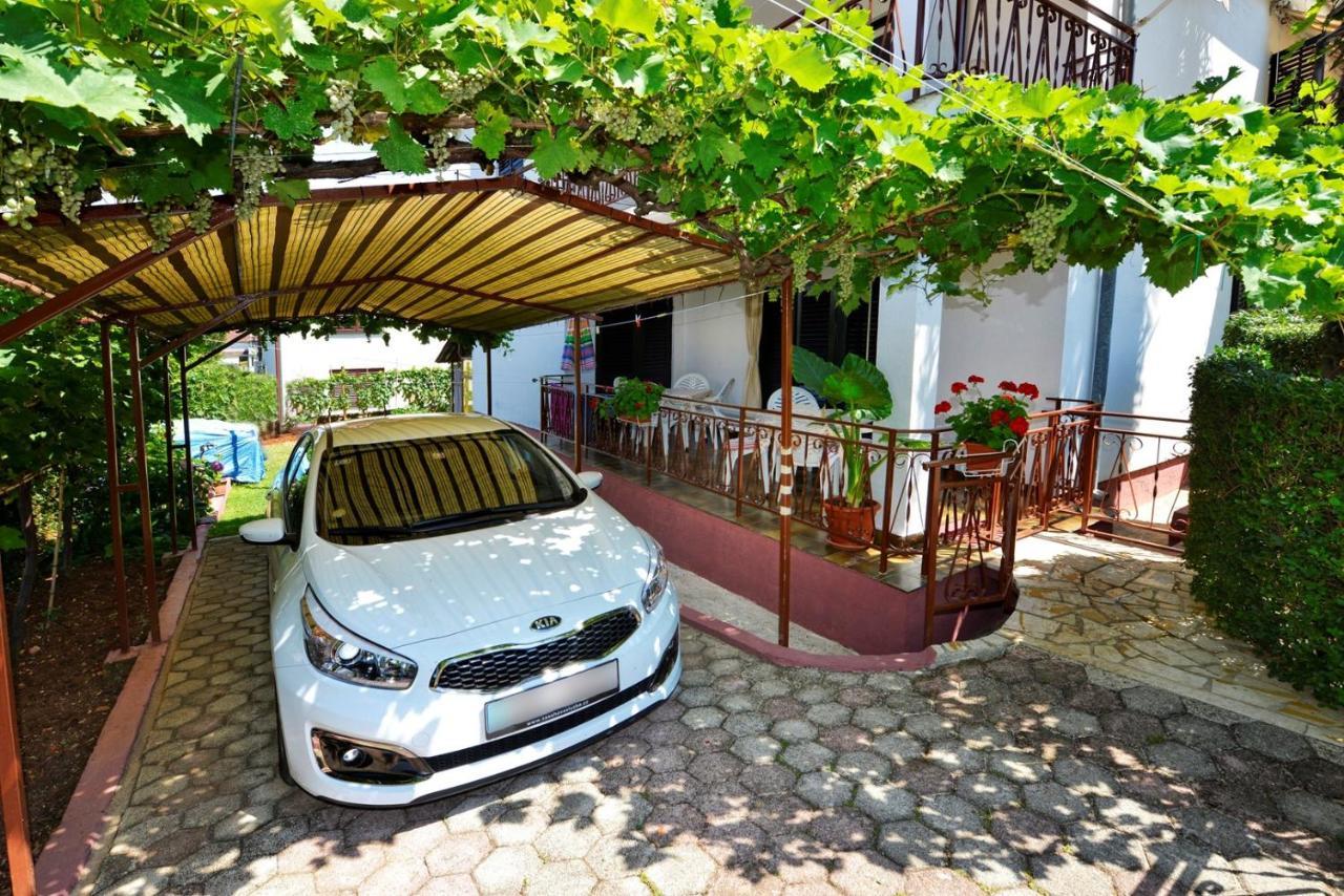 Apartment Complex Nevia Poreč Zewnętrze zdjęcie