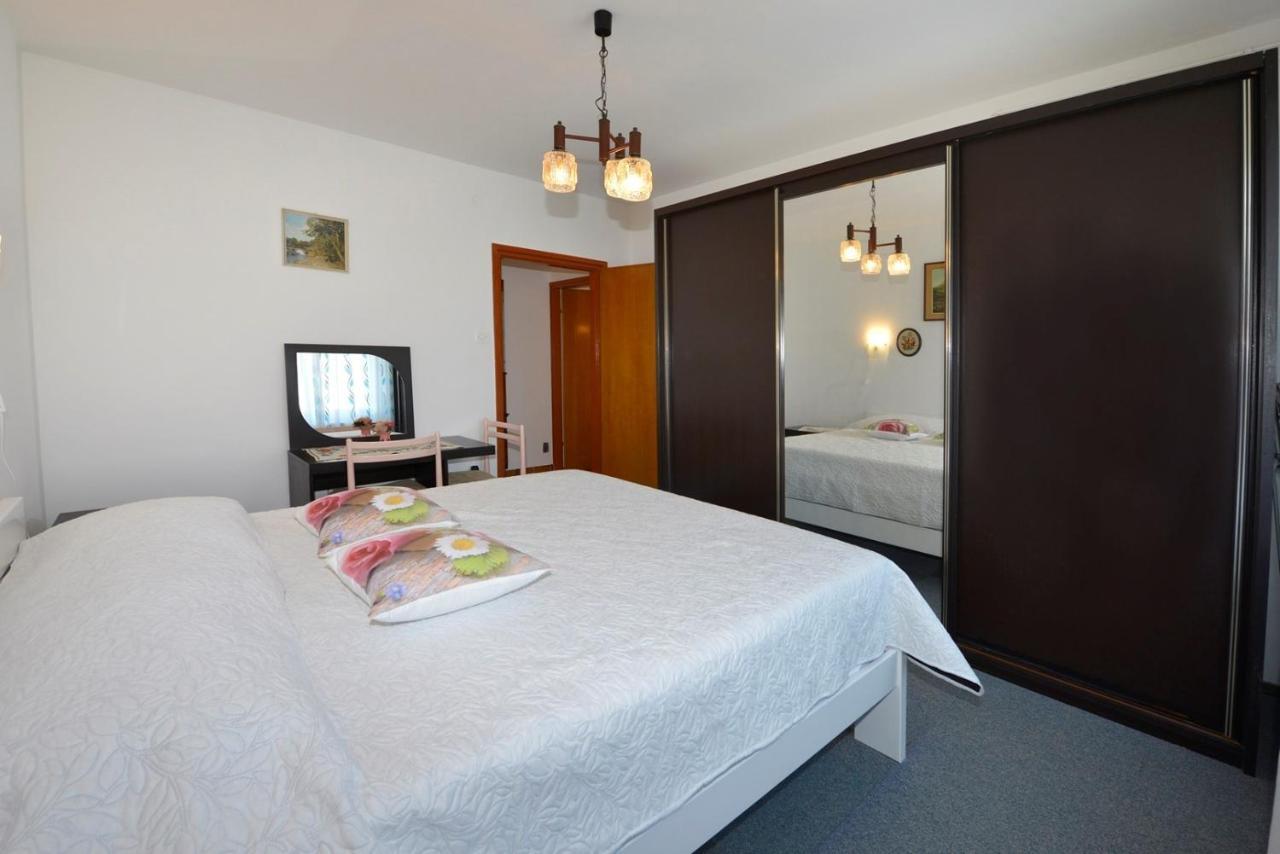 Apartment Complex Nevia Poreč Zewnętrze zdjęcie